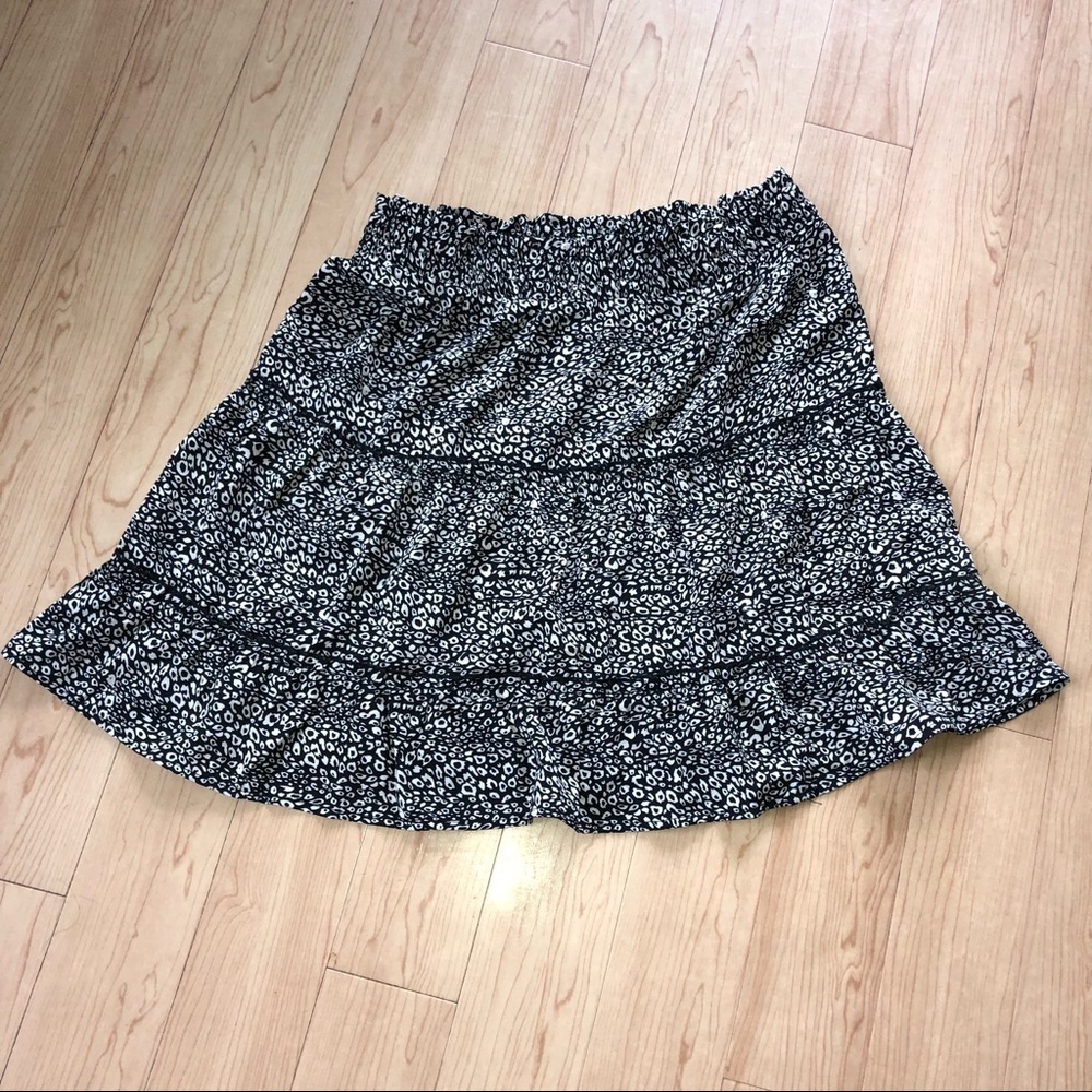 NEW fry goods leopard tiered skirt